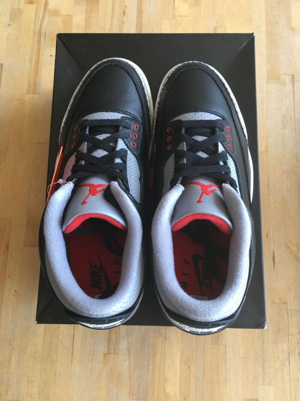 Air Jordan 3 "Black Cement" DN3707-010 Sz 9.5 - Picture 6 of 10